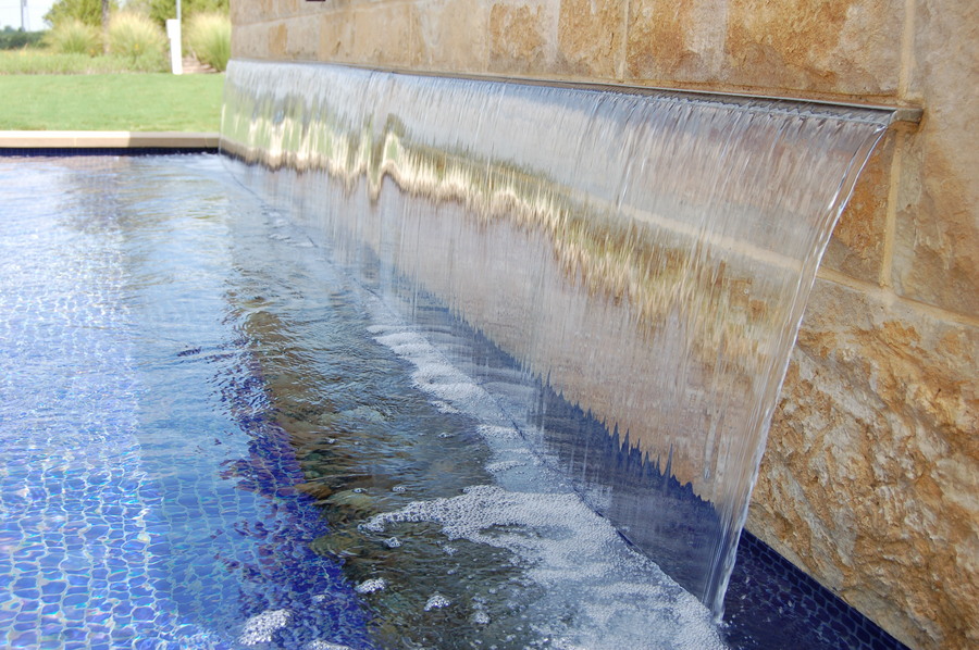 Austin Water's 
Carrollton, TX : Commercial : Modern/ Dallas/ Pools/ Architectural Fountains/ Water Features/ Baptistry 